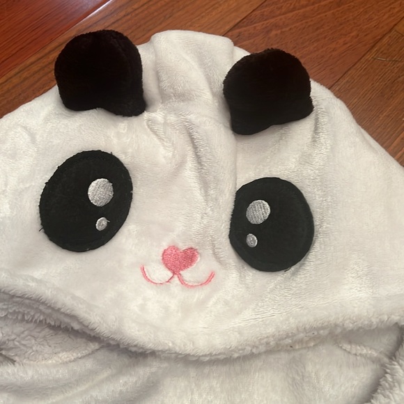 Women’s Panda Robe 🐼 - Picture 7 of 16